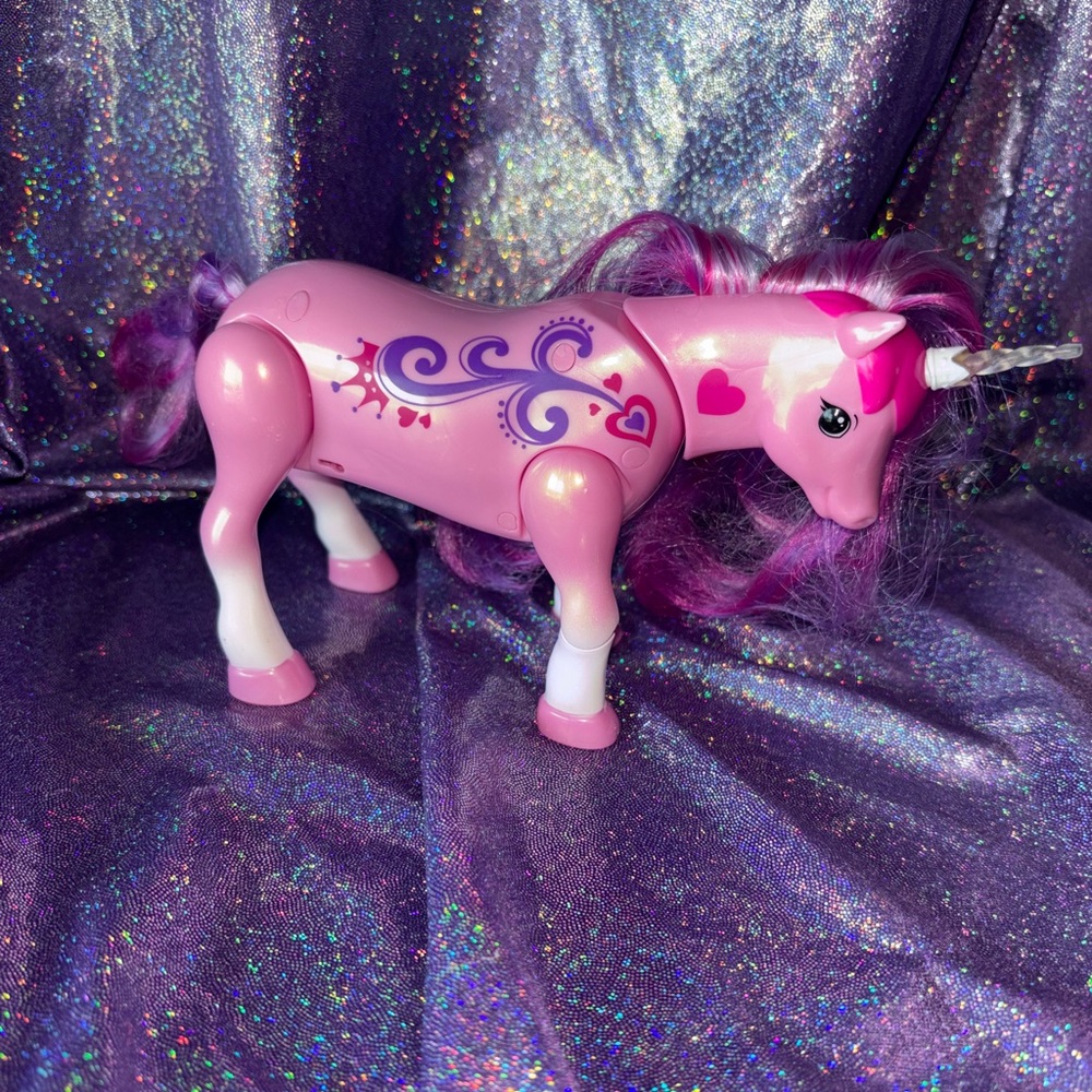 Little Live Pets Sparkles My Dancing Pink Unicorn